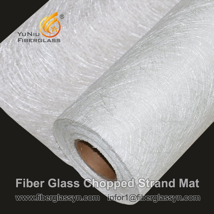 Tapete de fibra de vidro de emulsão 450 g/m²